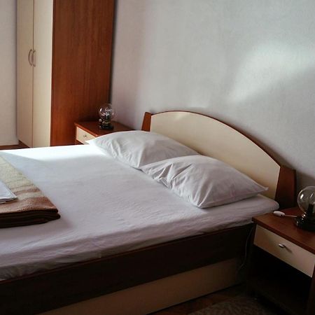 Apartments Branko Nin Bagian luar foto