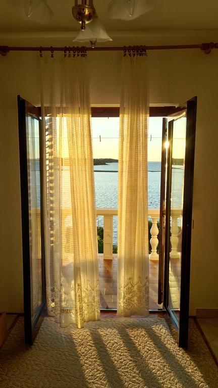 Apartments Branko Nin Ruang foto